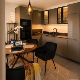 New 2-room air-conditioned apartment in the clouds