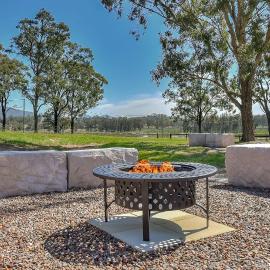 Andres Farm Cottage, hotel di Broke