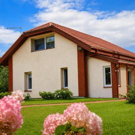 D&A Vila - Private Villa with Sauna & Hot Tub, hotel u gradu Arciūnai