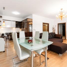 LuxAntbourg Apartment with Private Parking