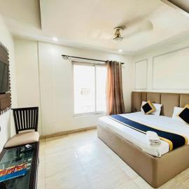 Hotel Comfort Stayz 2 Inn- Sec 44 Noida, hotel sa Noida