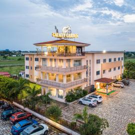 Galaxy Garden Resort, hotel sa Nārāyangarh