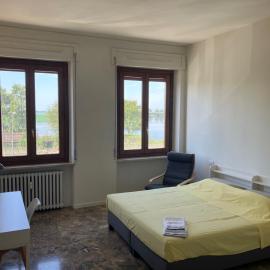 Appartamento con 3 camere Vista Laghi - fino a 5 ospiti - Mantova centro