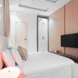 Viesnīca Novnix Lunora Luxury pilsētā Aja