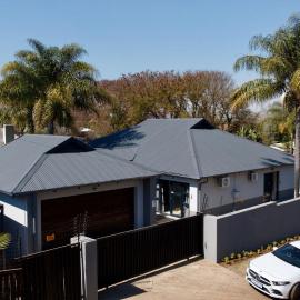 Andrimat Signature Suites, hótel í Hartbeespoort
