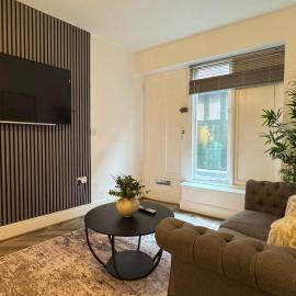 Stylish Apartment - Smart TV & Netflix - Wolverhampton Centre 12CH