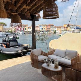 Maison de pecheur sur l eau avec bateau en option, hotel di Grimaud