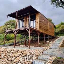 Modular House Green Zyland Gamma, hotelli kohteessa Pečurice