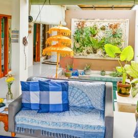 Unique 2BR Gianyar Villa Rice Field View & Pool โรงแรมในBlahbatu