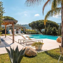 Villa Michaela con piscina privata e vista mare