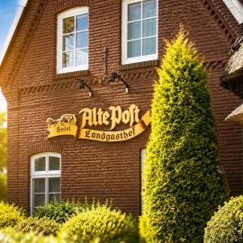 Landgasthof Alte Post, хотел в Аурих
