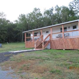 Cabin #10, a motel style cabin with full kitchen，Cornwallis的飯店
