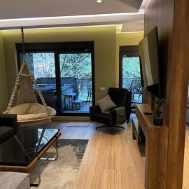 Brezovica Lux Apartment with Jacuzzi, hotell i Prevallë