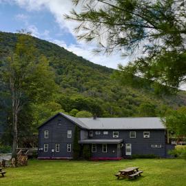 Catskill Seasons Inn, hotel sa Shandaken