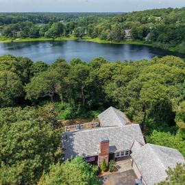 Waterfront on Private Lake, Hotel in Chatham