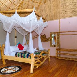 Nzoghu Heritage Safari Camp โรงแรมในคาเซเซ