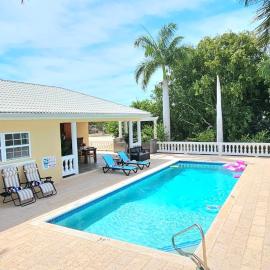 Davijon Villa, Hotel in Providenciales