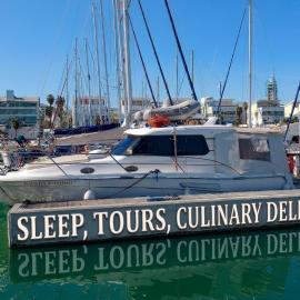 Private yacht, we love our guests، فندق في لشبونة