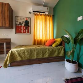 Beyond Stays Premium Co-living, Hotel in Gundipet