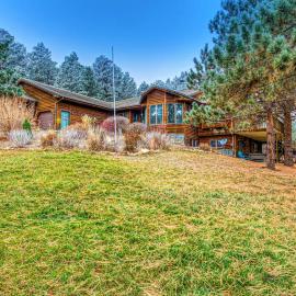 Crooked Canyon Lodge