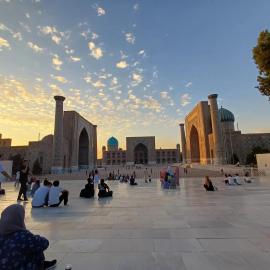 Dream guest house Two minute drive to the Registan an ideal location