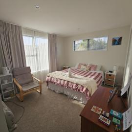 Large bedroom with en-suite in a new house Devonport