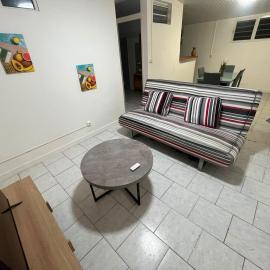 Joli bas de Villa climatisé avec terrasse