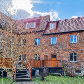 3 Bedroom Cozy Apartment In Nebra, hotel en Nebra