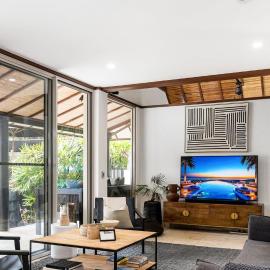 Grand Luxe Villa A - 19A Gordon St