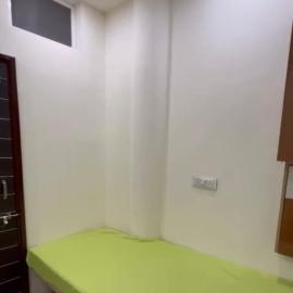 Om Heights Hostel For Males only includes free Lunch and Dinner, hotel en Indore
