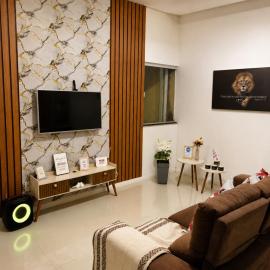 Casa 2 km da praia Aracagy e 3,5 km praia da litoranea, 4 quartos, piscina ,recebe 15 pessoas,prox av dos holandeses