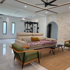 Villa with Office, Gym, Jacuzzi & Dryer near CIQ