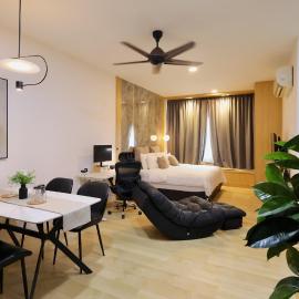 Riverine Diamond Condo - Kuching - Vacay Home