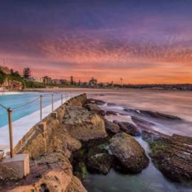 Chic Bondi Studio: 400 mtrs to Surf, Wifi & AC, hôtel à Sydney