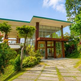 Townhouse Oak Hotel Pondokan Tjiburial