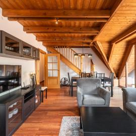 Cuveshic by SeaMount Rentals, hotel Bossostban
