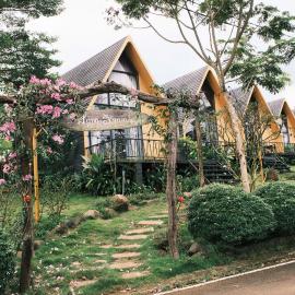 Lang Omm, hotel i Tang Klang