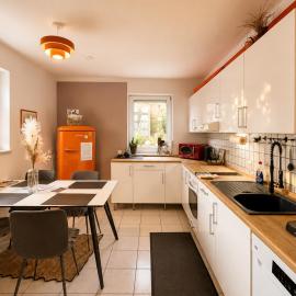 Homestay - Stilvolle Wohnung in Büdingen, מלון בבודינגן