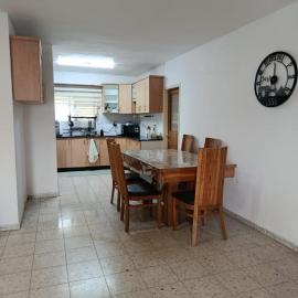 Sderot Family Work & Play Apartment, hotel a Sederot