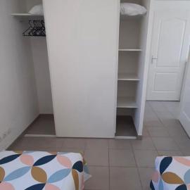 Spacieuse maison avec jardin et barbecue