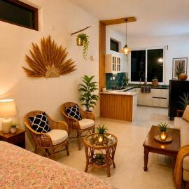 Dhyani Residence NEAR MALL OF DEHRADUN、Nakraundaのホテル