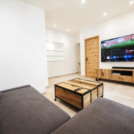 Maison de ville au coeur de Draguignan - garage Privé