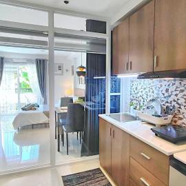 Cozy CityCondo with balcony and parkview, near CPU, GFiber-WLAN, 2 Floor, free parking
