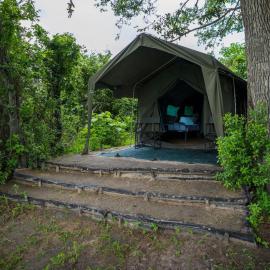 Xudumela Conservancy, hotel i Maun