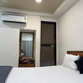 Hotel Rajeshree