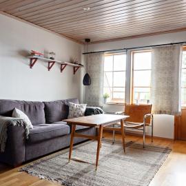 3BR Flat with Private Sauna and Parking