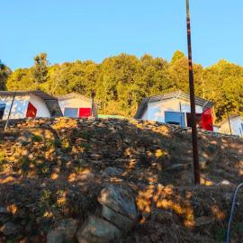 The Casa Huts Resort, Kanatal, hotel v destinaci Chamba