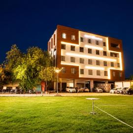 The Utsav Hotel Unit of Rishabh Garden, hotel di Bikaner