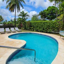 Amazing pool and nearby beach - Bliss