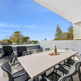 Sea Spray Apartment